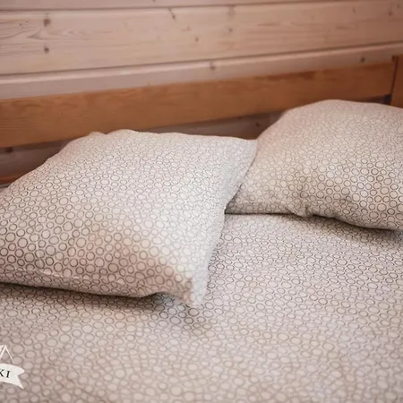 Деревянный коттедж Biale