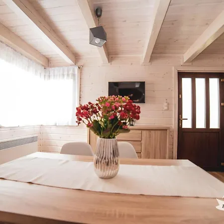 Lodge Biale Mrzezyno, Wypoczynek W Ciszy I Zieleni Mrzeżyno