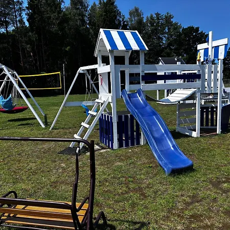 Деревянный коттедж Biale