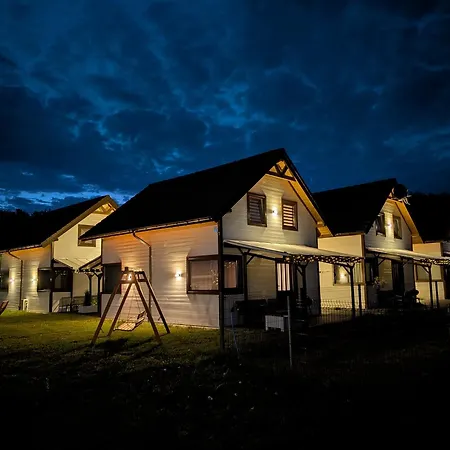 Biale Mrzezyno, Wypoczynek W Ciszy I Zieleni Lodge *
